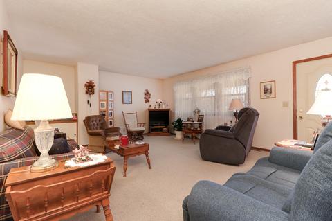 214 Cambridge Dr, Normal, IL 61761 photo 5