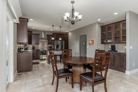 7 Ann Arbor Ct, Bloomington, IL 61704 photo 11
