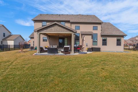 7 Ann Arbor Ct, Bloomington, IL 61704 photo 4