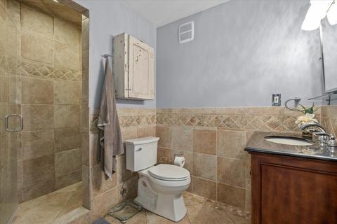 163 Westgate Dr, Elgin, IL 60123 photo 22