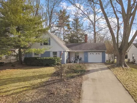 5 Paul Ct, Bloomington, IL 61701 photo 1