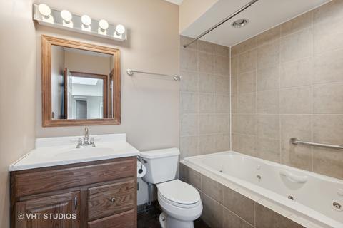 607 S Gables Blvd, Wheaton, IL 60187 photo 20
