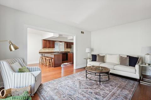 607 S Gables Blvd, Wheaton, IL 60187 photo 12