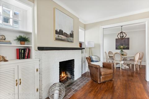 607 S Gables Blvd, Wheaton, IL 60187 photo 8