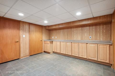 607 S Gables Blvd, Wheaton, IL 60187 photo 26