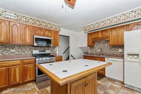 6248 Forestview Dr, Oak Forest, IL 60452 photo 3