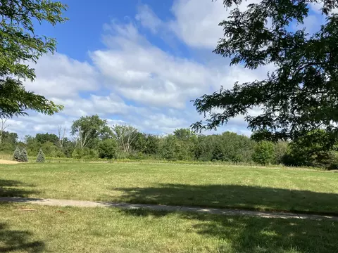 501 Yorktowne Ln, Lake Forest, IL 60045