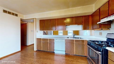 755 Thorndale Dr, Elgin, IL 60120 photo 7