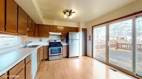 755 Thorndale Dr, Elgin, IL 60120 photo 6