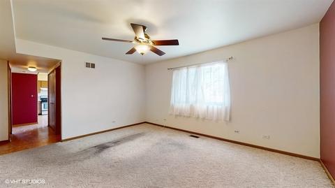 755 Thorndale Dr, Elgin, IL 60120 photo 10