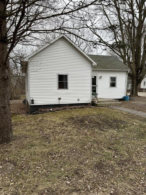 308 E Harrison St, Saybrook, IL 61770 photo 3