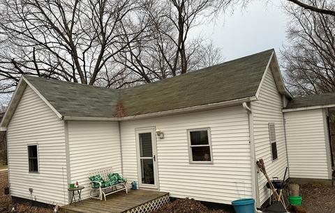 308 E Harrison St, Saybrook, IL 61770 photo 2