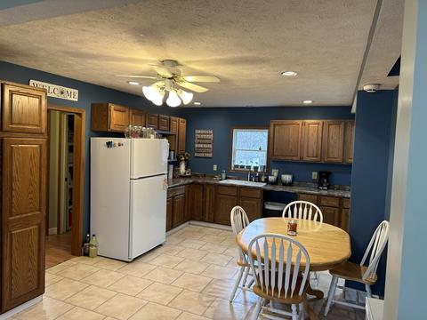 308 E Harrison St, Saybrook, IL 61770 photo 10