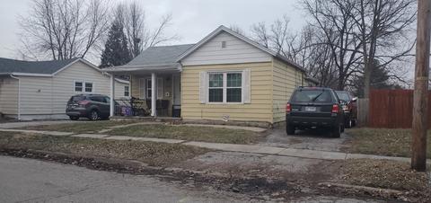 806 Wright St S, Bloomington, IL 61701 photo 1