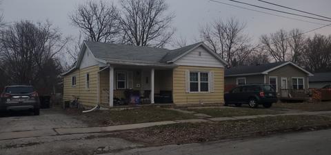 806 Wright St S, Bloomington, IL 61701 photo 2