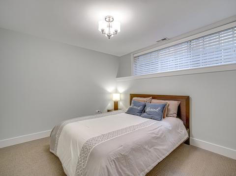 463 E 41st St, Chicago, IL 60653 photo 18