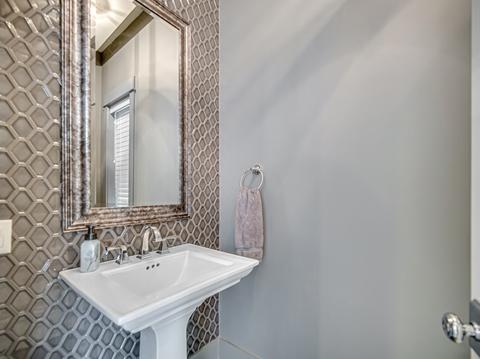 463 E 41st St, Chicago, IL 60653 photo 13