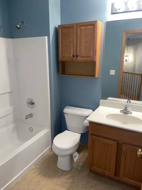 21556 Eich Dr, Crest Hill, IL 60403 photo 13