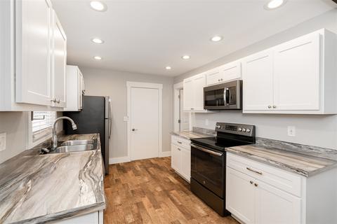 1218 W College Ave, Normal, IL 61761 photo 5