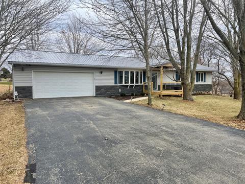 750 Taras Dr, Lake Summerset, IL 61019 photo 3