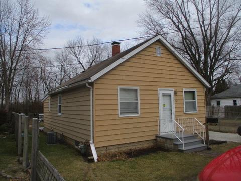 112 15th Ave, Ottawa, IL 61350 photo 1