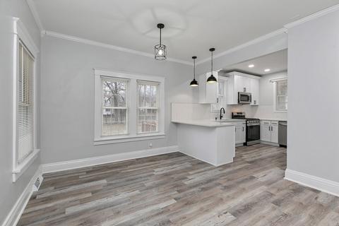 244 Cooper Ave, Elgin, IL 60120 photo 7