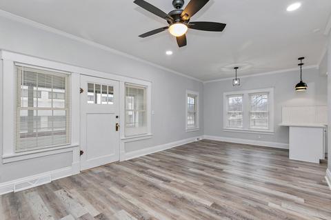 244 Cooper Ave, Elgin, IL 60120 photo 5