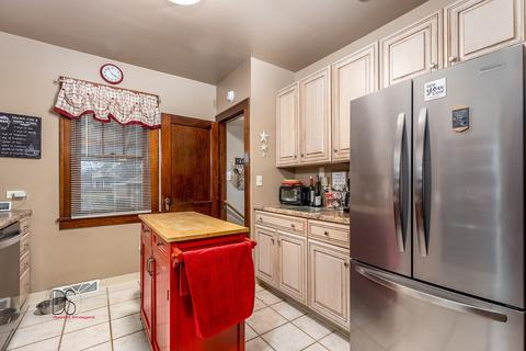 611 E Norris Dr, Ottawa, IL 61350 photo 4