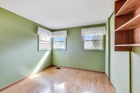 2106 Sigwalt St, Rolling Meadows, IL 60008 photo 17