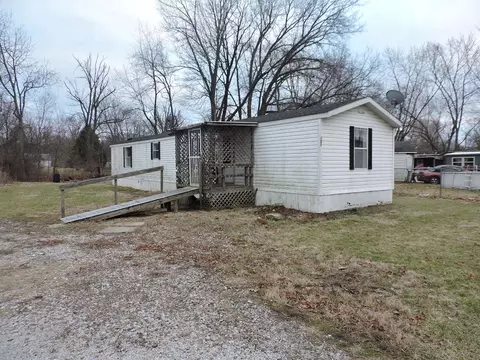 129 Rhea St, Danville, IL 61832