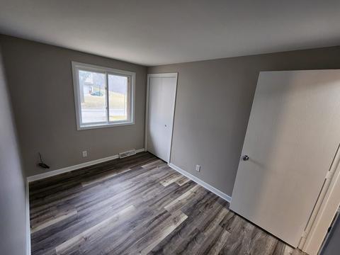 814 Peter St, Mchenry, IL 60051 photo 13