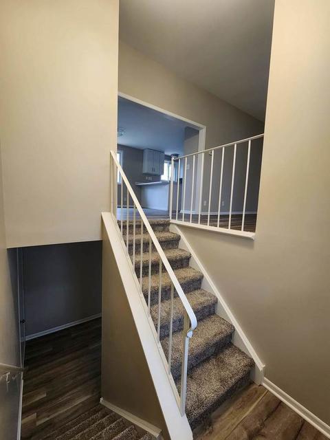 814 Peter St, Mchenry, IL 60051 photo 2