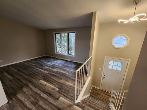 814 Peter St, Mchenry, IL 60051 photo 4