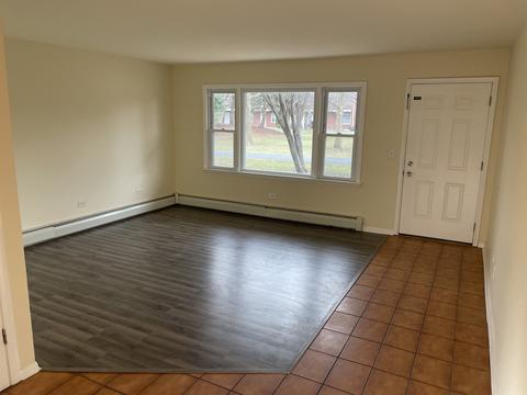 105 Dover Dr #4, Des Plaines, IL 60018 photo 3
