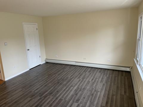 105 Dover Dr #4, Des Plaines, IL 60018 photo 4