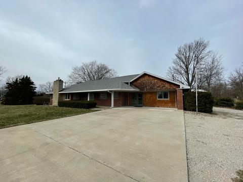 644 S Main St, Georgetown, IL 61846 photo 3