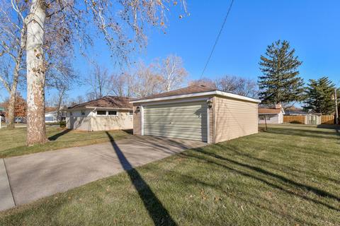 404 Geneva Pl, Wheaton, IL 60187 photo 17