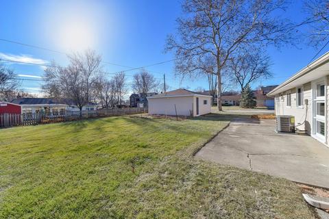 404 Geneva Pl, Wheaton, IL 60187 photo 15