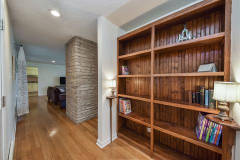 215 Wakeman Ave, Wheaton, IL 60187 photo 17