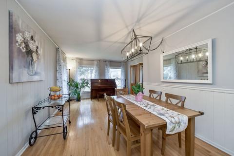 215 Wakeman Ave, Wheaton, IL 60187 photo 10