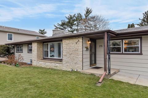 215 Wakeman Ave, Wheaton, IL 60187 photo 2
