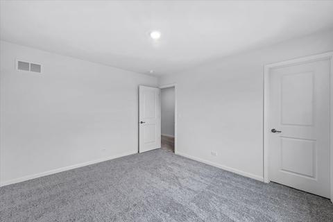 92 Hedgerow Dr, Elgin, IL 60124 photo 22