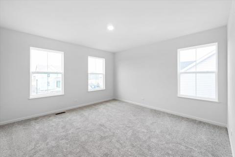 94 Hedgerow Dr, Elgin, IL 60124 photo 31
