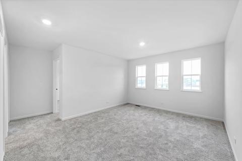 94 Hedgerow Dr, Elgin, IL 60124 photo 33