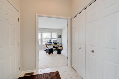21535 W Larch Dr, Plainfield, IL 60544 photo 4