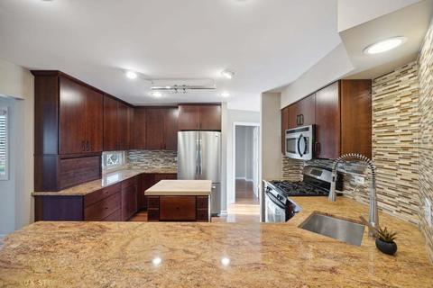 7 Avalon Ct, Cary, IL 60013 photo 8