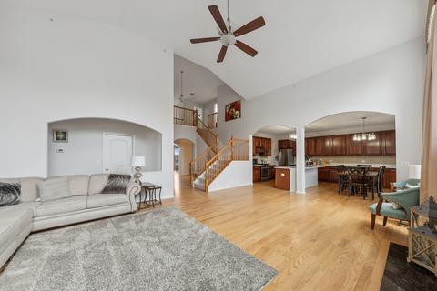 1386 Fox Path Ln, Hoffman Estates, IL 60192 photo 11