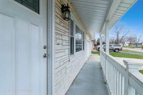 708 Obrien St, Harvard, IL 60033 photo 5