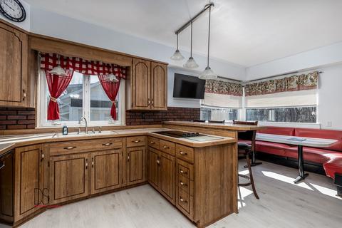 920 E Main St, Ottawa, IL 61350 photo 9