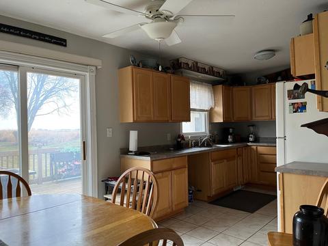 15750 Bishop Rd, Morrison, IL 61270 photo 6